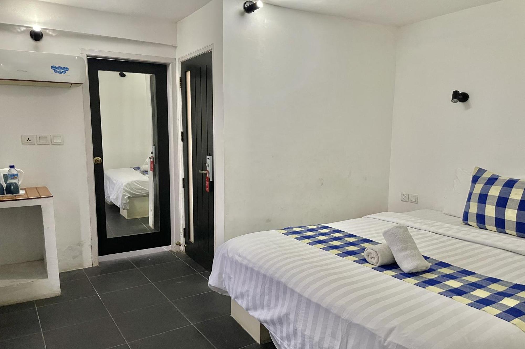 Taman Unique Hotel Senggigi Ngoại thất bức ảnh