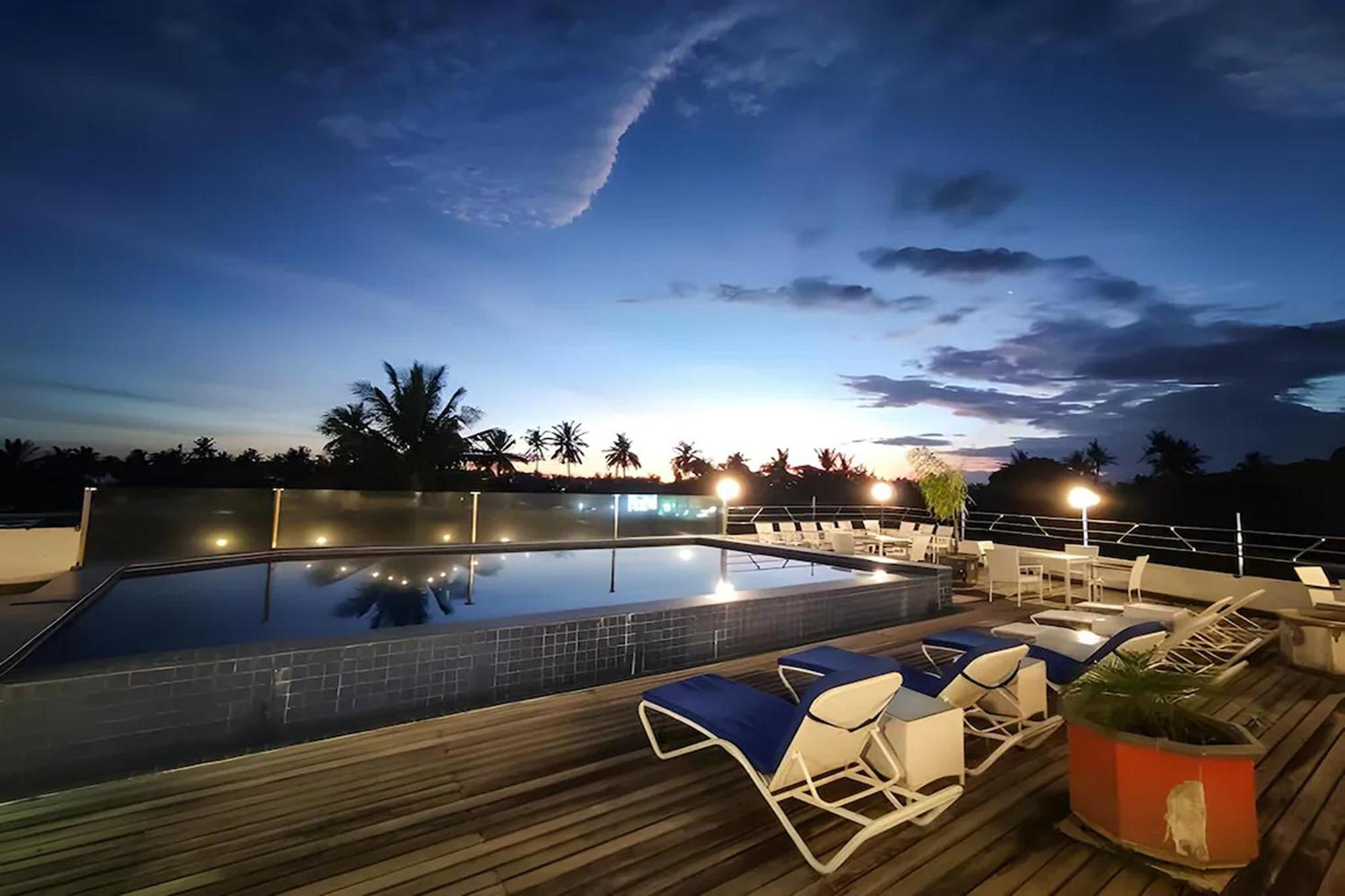 Taman Unique Hotel Senggigi Ngoại thất bức ảnh